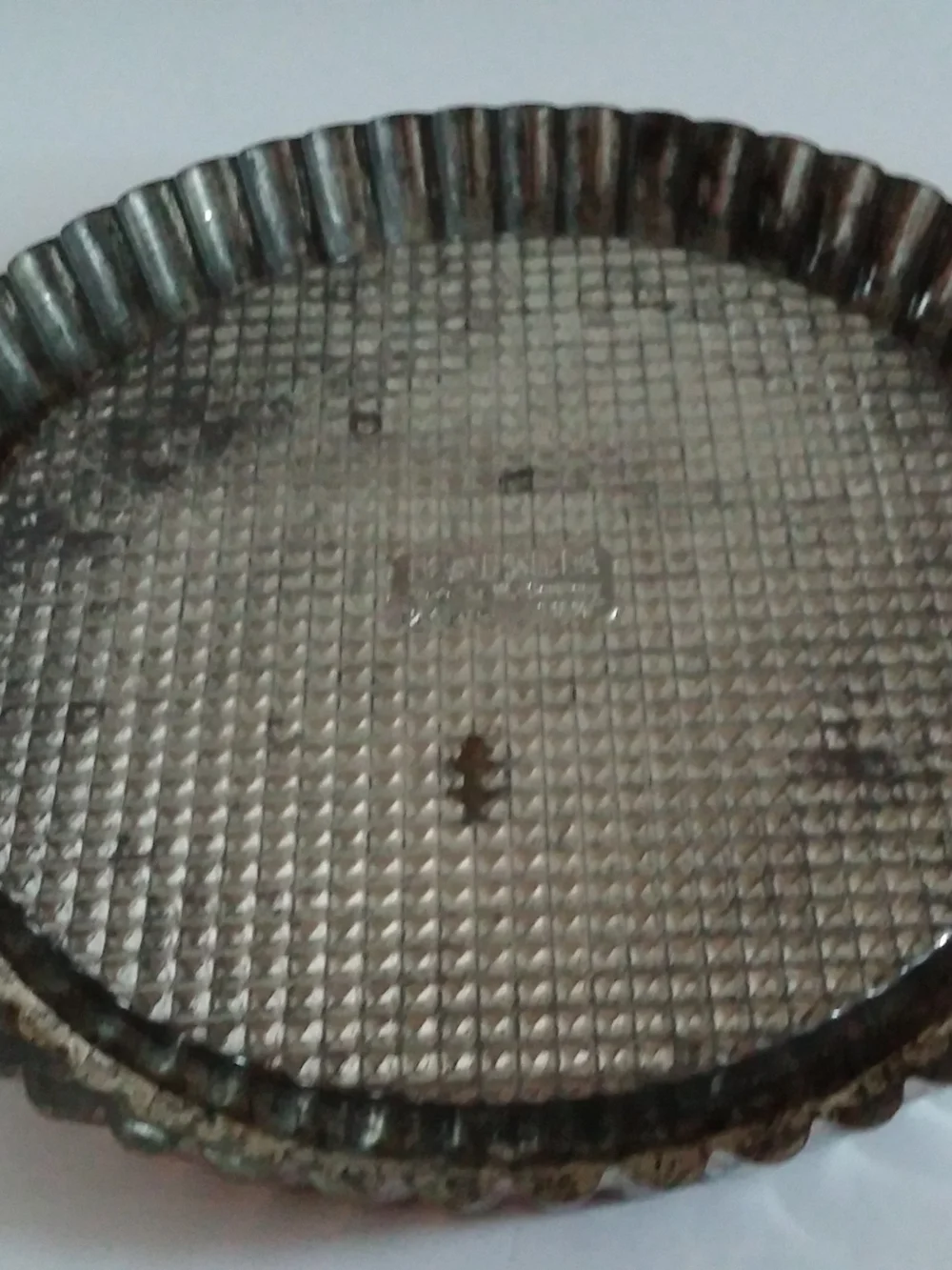 Vintage Kaiser Metal Scalloped Tart Pan, West Germany, 20.5 in